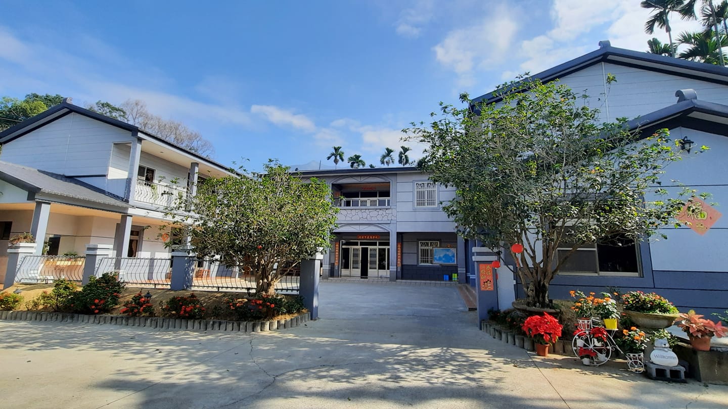 明心園民宿 封面